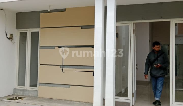 Dekat Bandara Juanda , Siap Pake