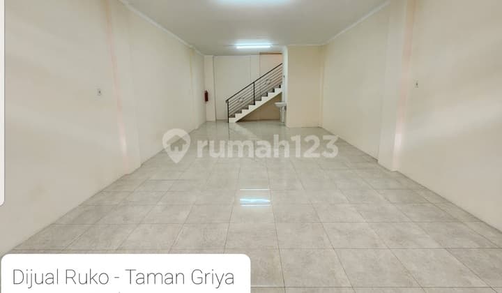 Jual Ruko 3 LT Jl. Utama Taman Griya, Jimbaran