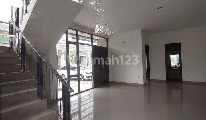 Ukuran Terbesar Di Clusternya!! Disewakan Rumah Pik2 10x15 Hoek