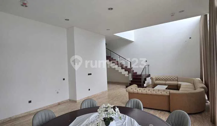 Disewakan!! Rumah Golf Island 10X30 View Golf dan Danau Terbagus