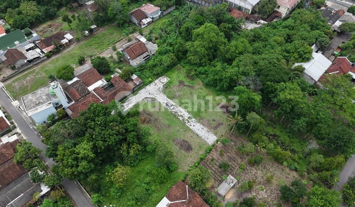 Tanah SHM Belakang Masjid untuk Pensiun di Kalasan