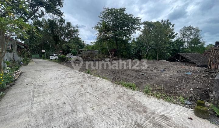 Premium SHM Villa Land in Kaliurang, 5 Minutes to UII Center and Kopi Klothok.