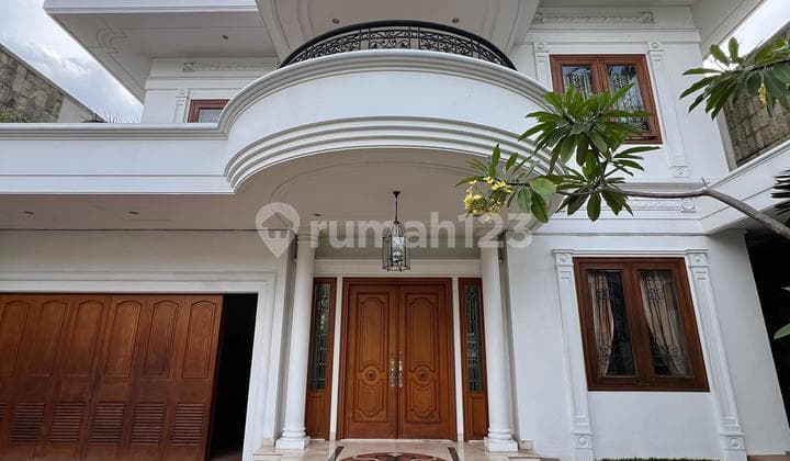 Disewakan Rumah Bagus Dan Luas Di Menteng