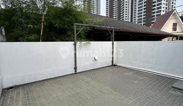 For Rent 2-Story House Strategic Location