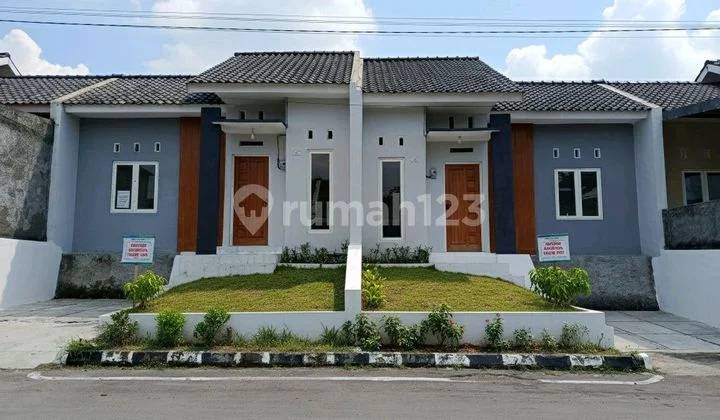 Rumah Solo Utara Dekat Tol Gondangrejo Karanganyar Rumah Solo Utara Dekat Tol Gondangrejo Karanganyar