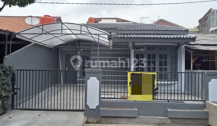 Rumah Dikomplek Taman Asri Cipadu Tangerang