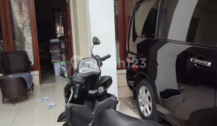 Rumah Cantik Dalam Komplek Kalibata Selatan