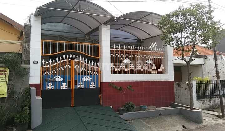 Rumah 2 Lt SHM 8 Kt Siap Huni Petemon Surabaya