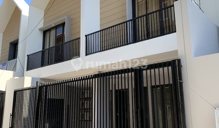 Rumah Kos 17 Kamar SHM Kalijudan Surabaya