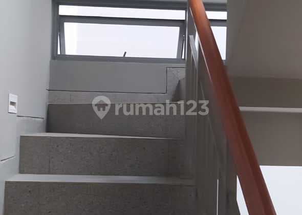 Rumah Di Cluster Asera Nishi Kota Harapan Indah Bekasi Barat 036