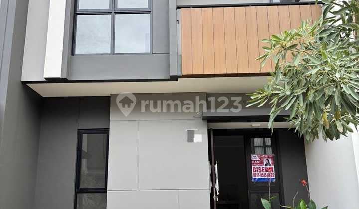 For Rent House In Regia Cluster Sumarecon Crown Gading Bekasi 036