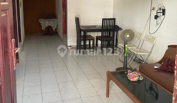 Disewakan Rumah Hook Luas 110m² Bundaran Kelinci, Harapan Indah, Bekasi Barat, 036