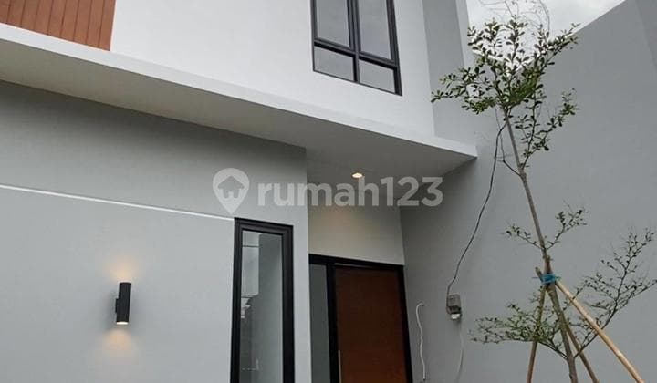 Dijual Cepat Rumah Baru Siap Huni 2 Lantai Modern Jakarta Utara