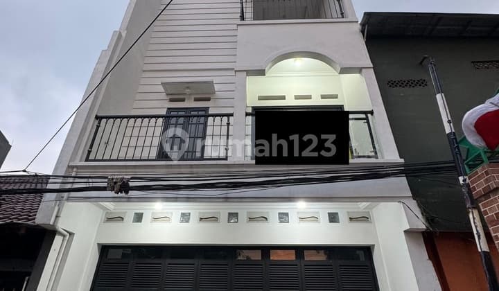 Sewa Rukan Ruko Kantor Baru Area Jagakarsa