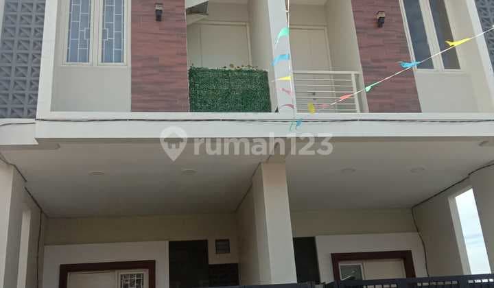 Dijual Rumah Baru 2 Lantai Dekat Upn Surabaya