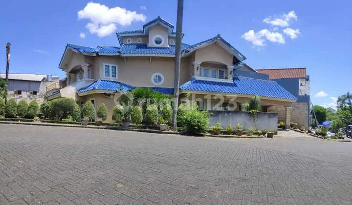 Sale! Rumah Hook 540 m2, Area Ciputat Timur, Tangerang Selatan