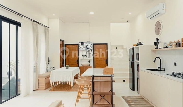 Freehold Villa 5 Br In Kerobokan Near Bumbak Umalas