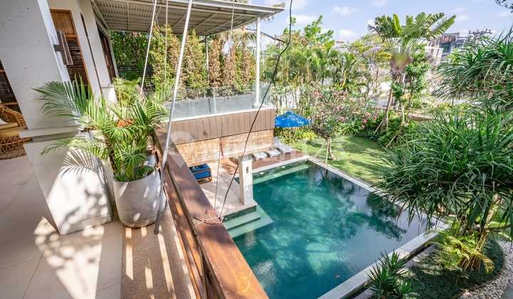 Monthly Rent Villa 4 Br In Canggu Berawa Big Garden
