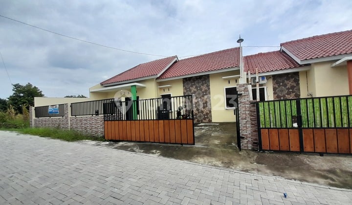 Rumah Baru Dekat Kampus Utp Di Plesungan Karanganyar