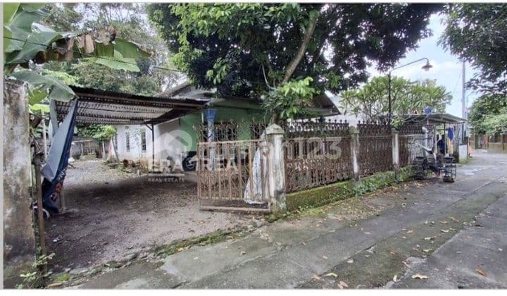 ******** Jogja Dekat Stadion Maguwoharjo Jogjakarta