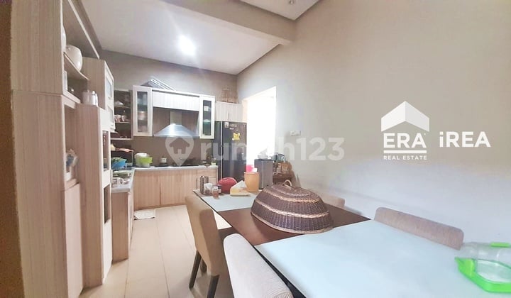 Rumah Solo Dekat Luwes Gentan