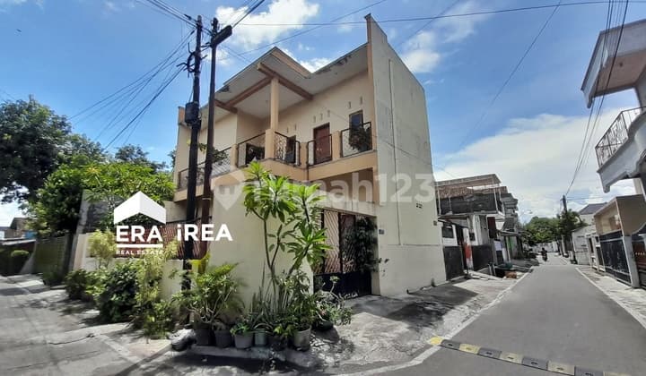 Rumah Solo Minimalis Dekat Pasar Jongke