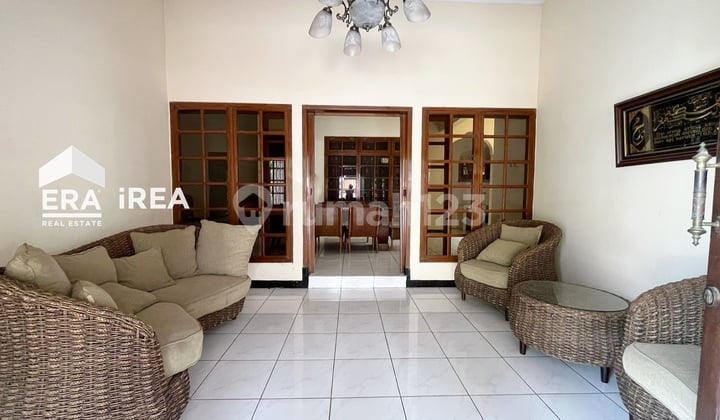 Rumah Solo Siap Huni Dekat Kantor Kpu