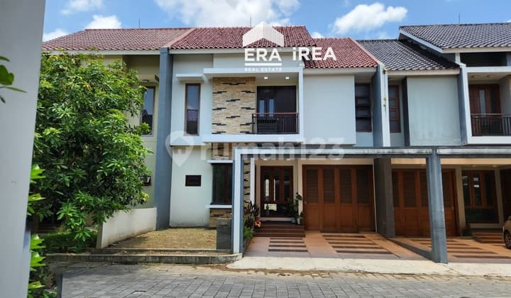 House in Solo for Rent Near UMS Campus