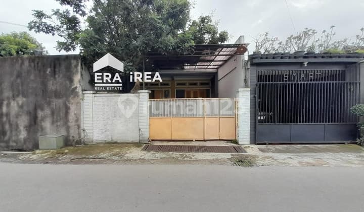 For Sale 2-Story House Near Lotte Mart Tipes Solo Baru