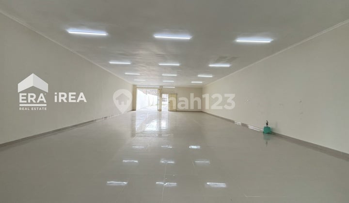 Disewakan Ruang Usaha Bagus Solo Dekat Balaikota