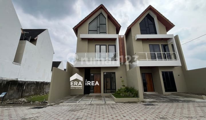 Dijual Rumah Baru 2 Lantai Solo Dekat Luwes Palur One Gate System