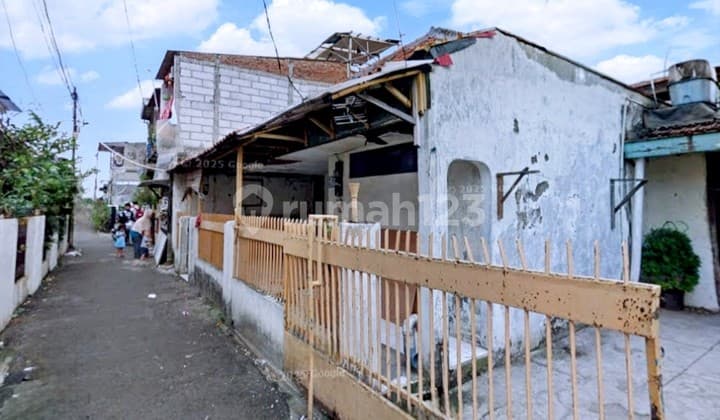 Dijual Rumah Murah Dibawah Harga Pasar Di Asem Baris Tebet di Tebet SHM Rumah