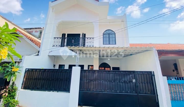 Dijual Rumah Bagus Baru Renov Di Tebet Barat
