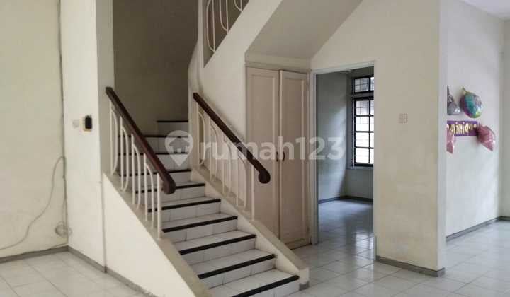 Rumah 2 Lantai di Janur Indah Kelapa Gading, Jakarta Utara