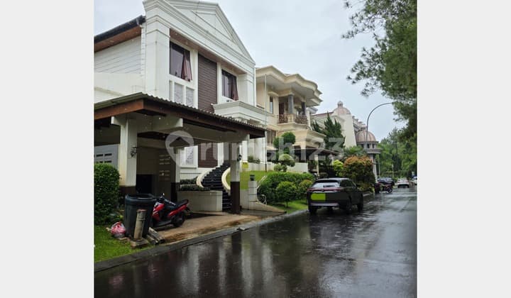Rumah Cantik Semi Furnished di Taman Giri Loka BSD, Tangerang Selatan