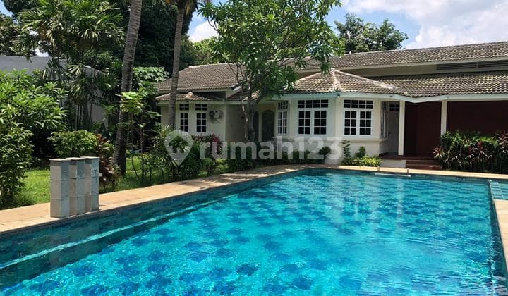 Dijual Rumah Mewah di Jaya Mandala Menteng Dalam Tebet, Jakarta Selatan