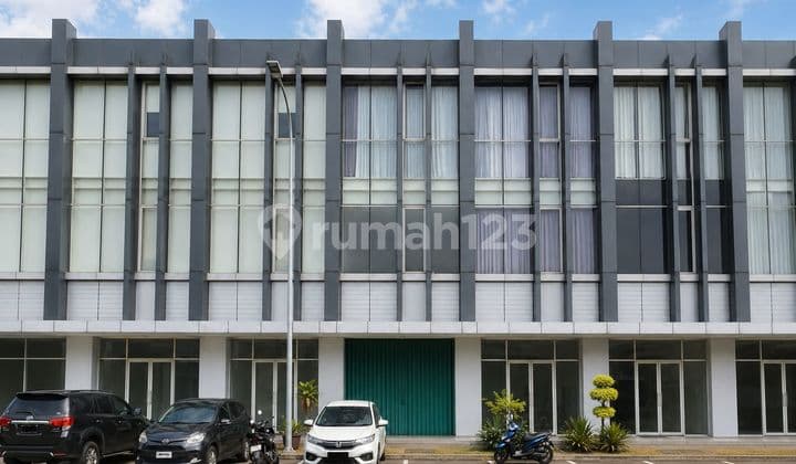 For Sale / For Lease Strategic Shop House Ayodhya Square Tangerang