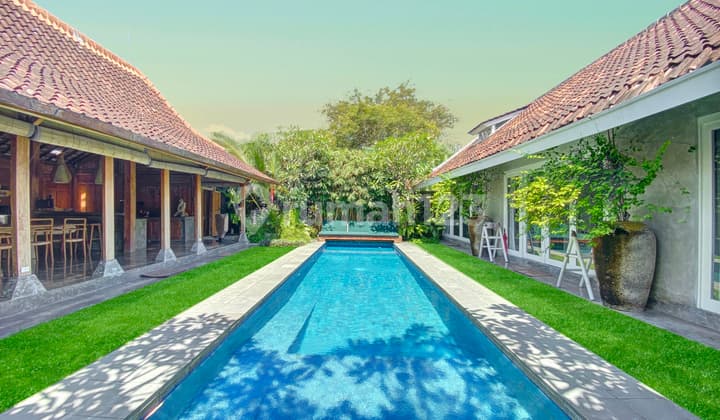 Prime Location Loaded Traditional Bali Charm
