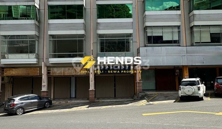 DiJUAL Ruko Nagoya Hill Siap Pakai, 3,5 Lantai.. Pusat Nagoya Batam.