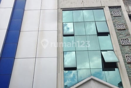 Uko Bagus, Hadap Timur di Gunung Sahari. 14838