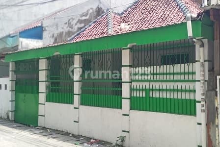 Rumah Siap Huni Terawat Jln 2 Mobil, Lingk. Rapi dan Aman, Bbs Banjir di Tanah Sereal. 16244