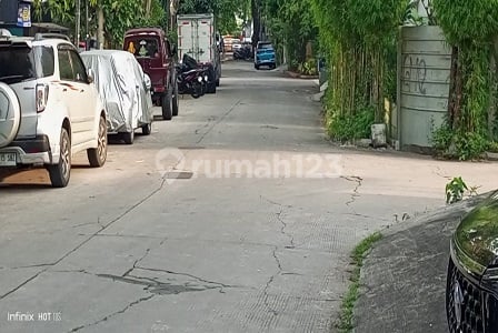 Ruko Hdp Timur Dlm Kompl.siap Pakai di Greenville 16207