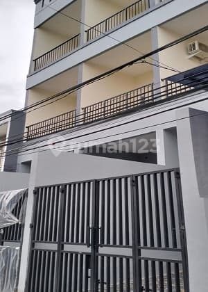 Rumah Gress 3Lt, Mudah Diakses bisa KPR di Green Ville. 16226