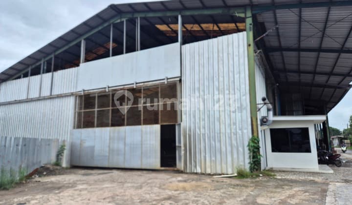 Disewakan Gudang Seluas 5000M2 di Tipar Cakung. bisa Akses Kontainer 40Ft. Bebas Pungli.