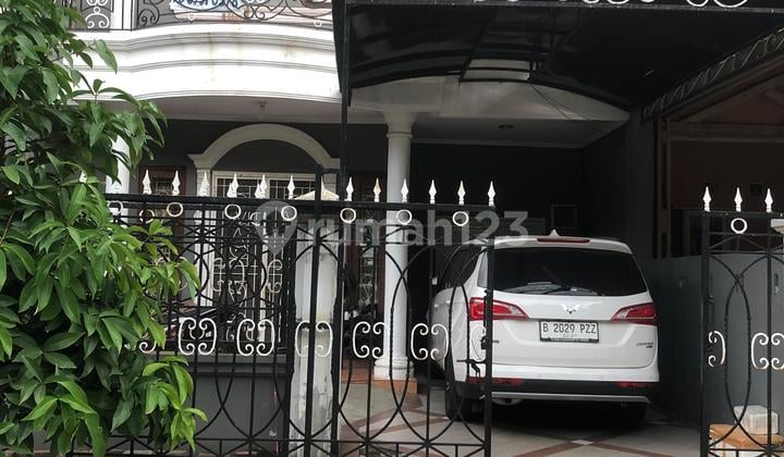Rumah Taman Surya 5 : 7x20 Depan Taman