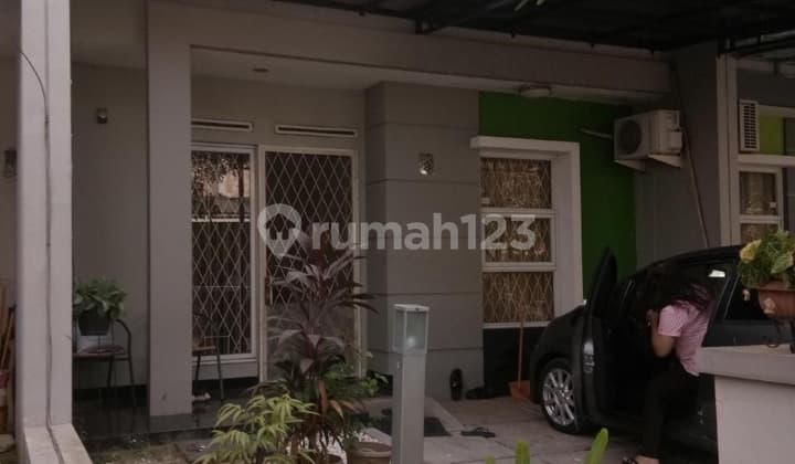 Dijual Rumah 2 Lantai ( Shm ), Lt 96, Lb 130, Ly 2+1, Km 2+1, Listrik 220kwh, Air Pam, Gas Pgn, Lokasi Strategis