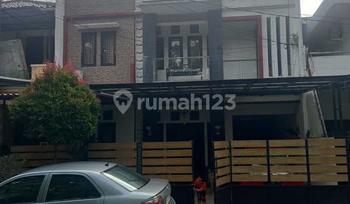 Rimah Mewah Dalam Komplek Akses Jalan Lebar Lingkungan Sejuak dan Nyaman.eramas Cakung Jakarta Timur