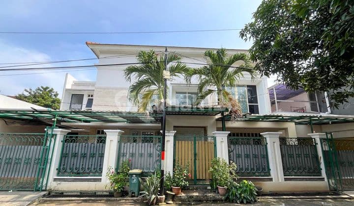 Jual Cepat Rumah Mewah Dalam Komplek yang Aman dan Nyaman Wilayah Strategis Rawamangun Jakarta Timur