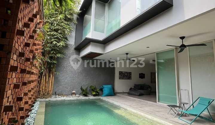 For Sale Rumah Mewah Berkualitas Dalam Komplek Elite di Lebak Bulus Jak Sel