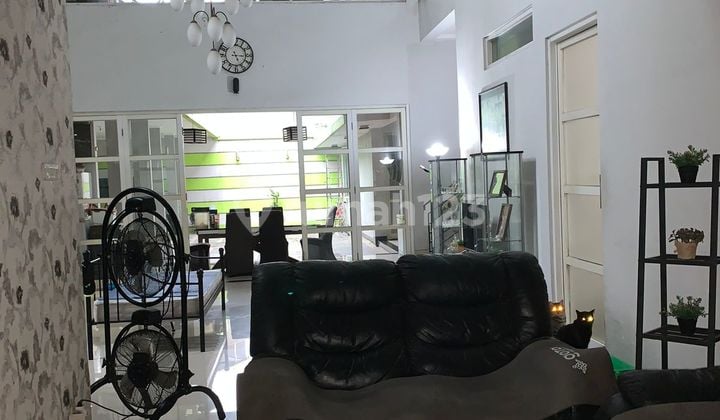 Turun Harga.rumah Mewah Dalam Komplek Elit Keamanan 24 Jam Kemang Pratama Regenci Bekasih